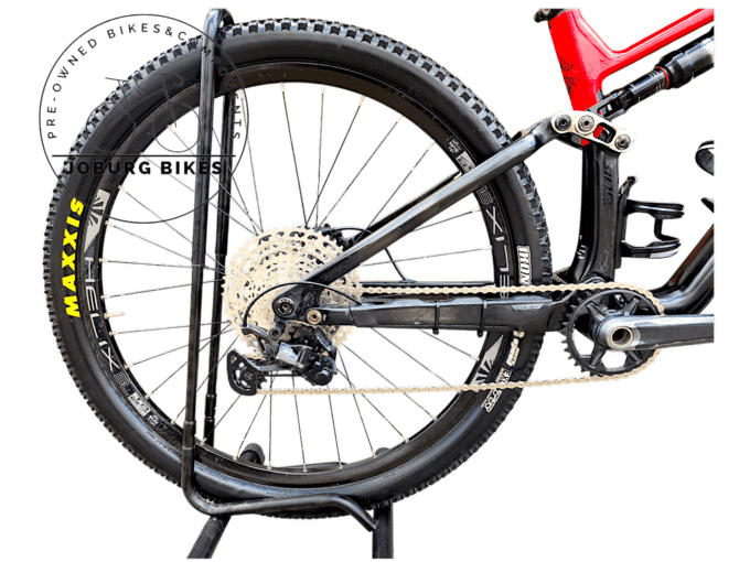 Titan Cypher RS Team Carbon (M)