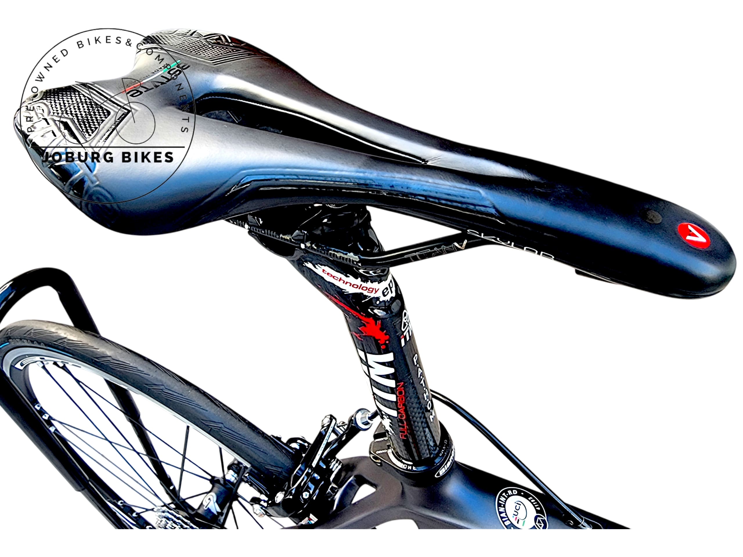 Bianchi Intenso Carbon Road Bike (55cm) – Joburg Bikes